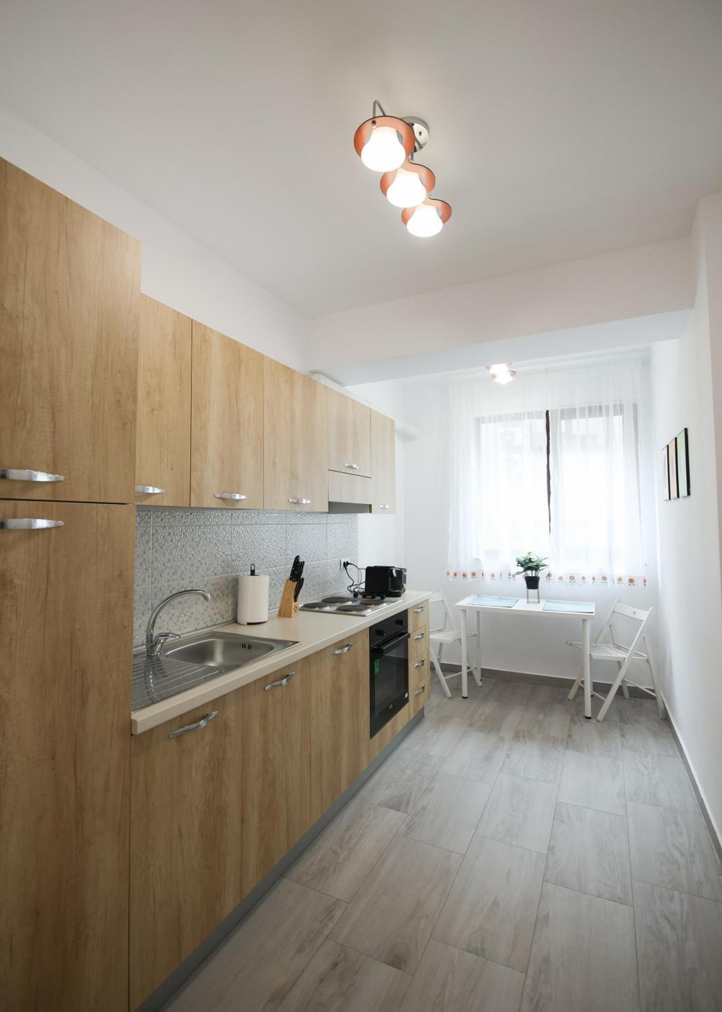 Vitan Central Oasis ---Free Secured Private Parking---Self Check-In-- Bucharest Exterior photo