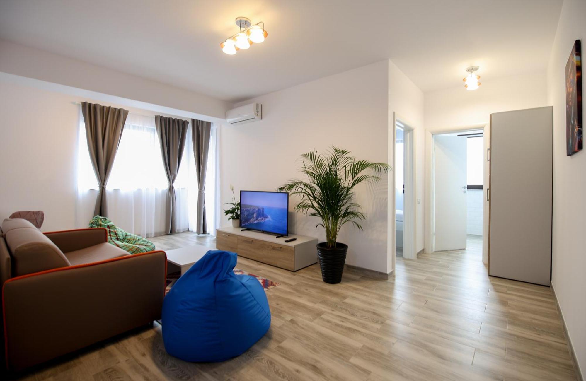 Vitan Central Oasis ---Free Secured Private Parking---Self Check-In-- Bucharest Exterior photo